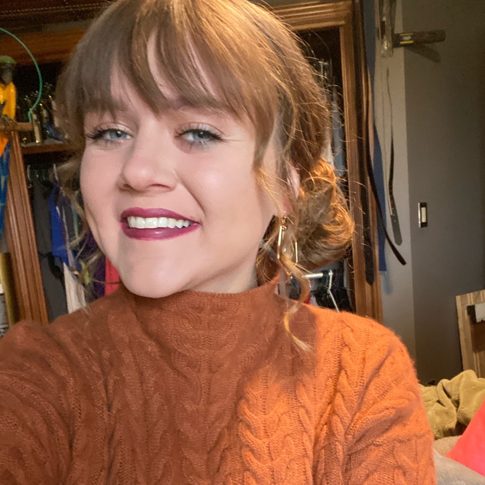 Meet your Posher, Skylar